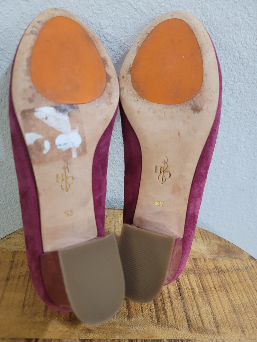 Women's Suede Block Heel Pumps in Plum - Picture 4 of 5